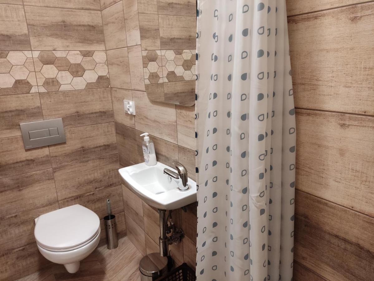 Agroturystyka Kameralna93 Ochaby Esterno foto